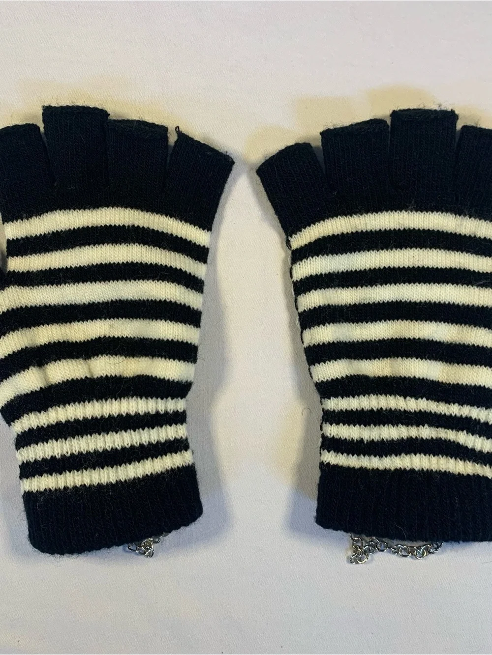 Hot Topic Black and White Striped Fingerless Mittens with Chain